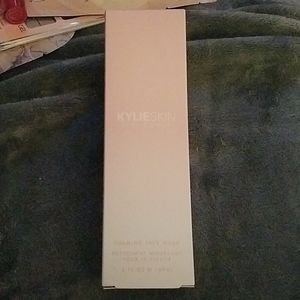 Kylie Skin foaming face wash